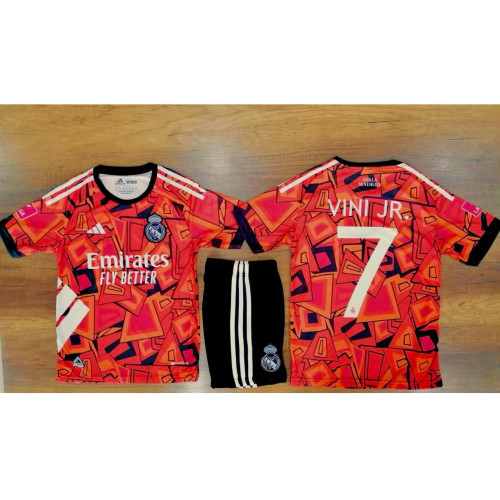8190 Детски футболен комплект Real Madrid VINI JR 7